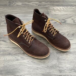 Red Wing Heritage Boots 8164, US Size 9, Only Wore 1 Time With Box